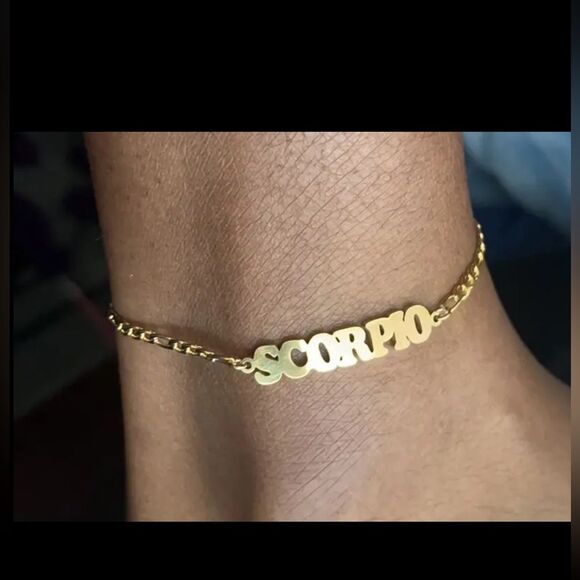 COPY - ⭐️10k Gold Constellation Nameplate Bracelet / Anklet Figaro Style Chain - Picture 8 of 16